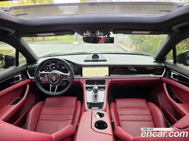 Porsche Panamera 2018 3.0 АКПП, миниатюра 7