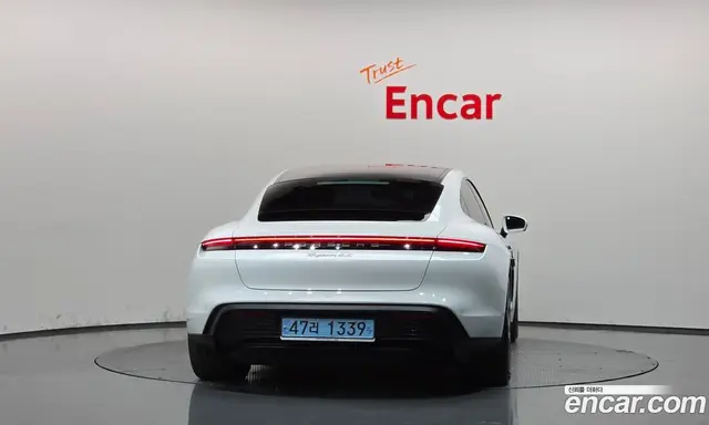 Porsche Taycan 2021 0.1 АКПП, миниатюра 4 Porsche Taycan 2021 0.1 АКПП, миниатюра 4