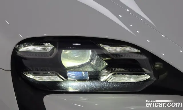 Porsche Taycan 2021 0.1 АКПП, миниатюра 8 Porsche Taycan 2021 0.1 АКПП, миниатюра 8