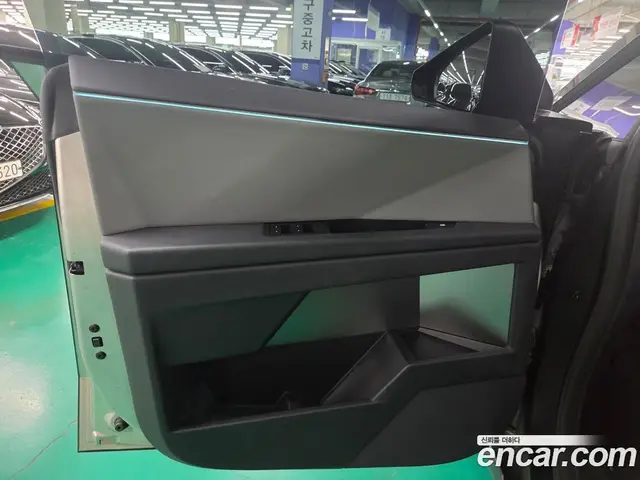 Tesla Cybertruck 2025 АКПП, миниатюра 6 Tesla Cybertruck 2025 АКПП, миниатюра 6
