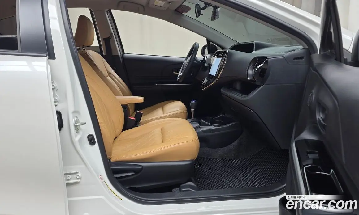 Toyota Prius 2018 1.5 АКПП, фото 15