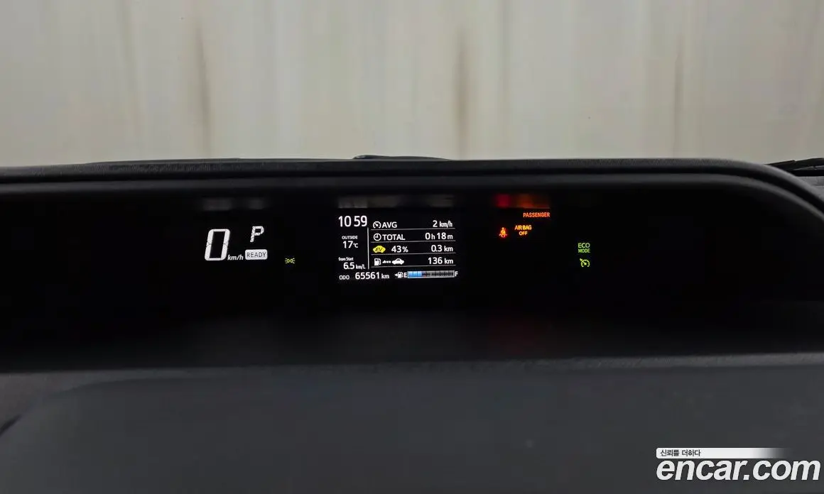 Toyota Prius 2018 1.5 АКПП, фото 10