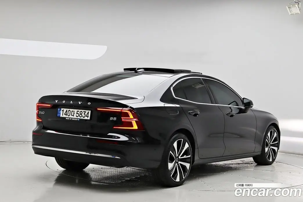 Volvo S60 2022 2.0 АКПП, фото 4