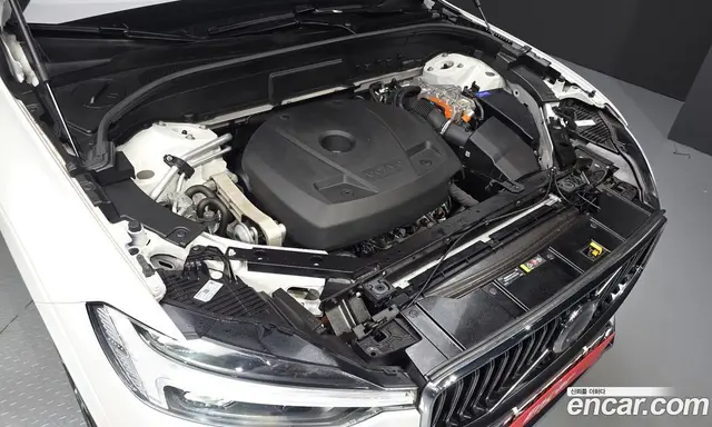 Volvo XC60 2023 2.0 АКПП, миниатюра 6