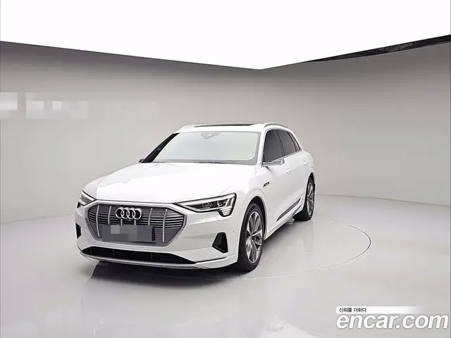 Audi e-tron, 2021, 78 442 км