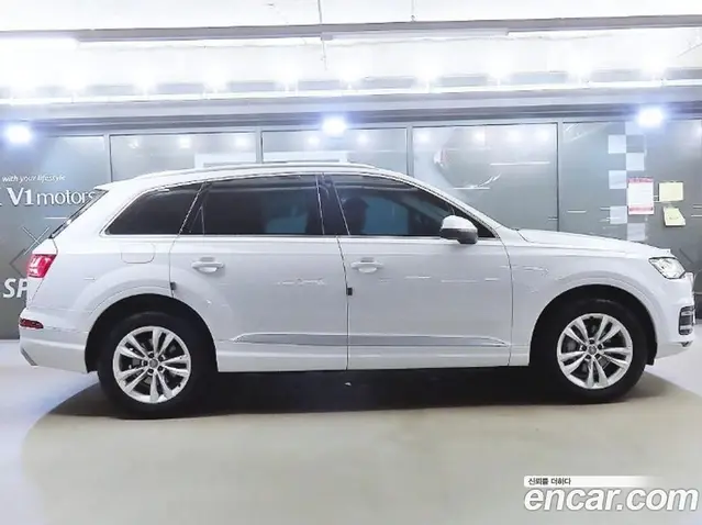 Audi Q7 2019 2.0 АКПП, миниатюра 3 Audi Q7 2019 2.0 АКПП, миниатюра 3