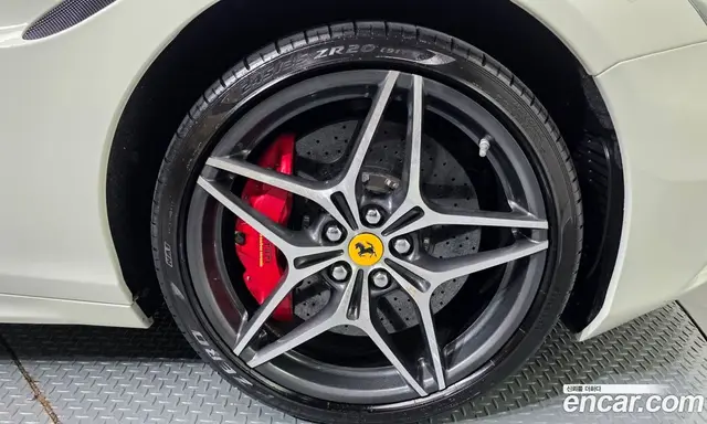 Ferrari California 2015 3.9 АКПП, миниатюра 5 Ferrari California 2015 3.9 АКПП, миниатюра 5