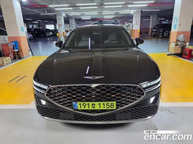 Genesis G90, 2024, 42 400 км