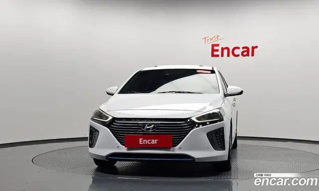 Hyundai Ioniq 2016 1.6 АКПП, миниатюра 2