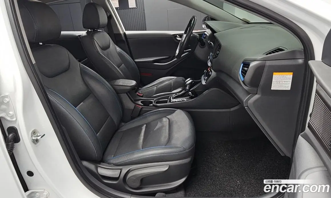 Hyundai Ioniq 2016 1.6 АКПП, фото 15
