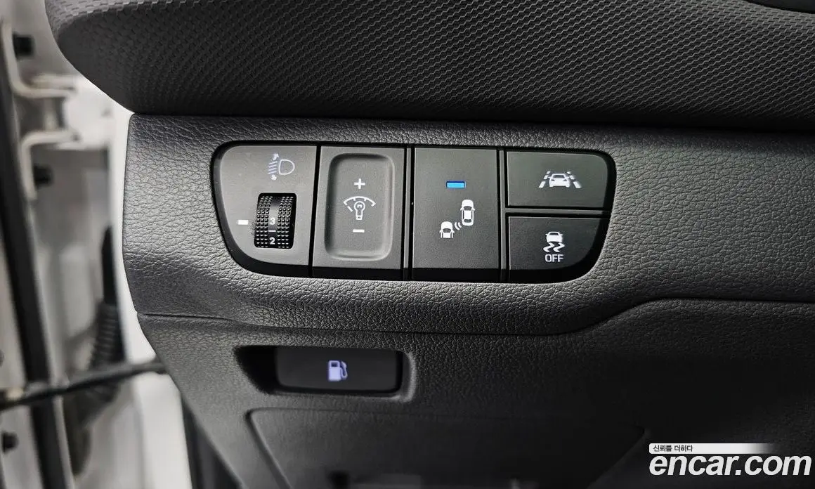 Hyundai Ioniq 2016 1.6 АКПП, фото 19