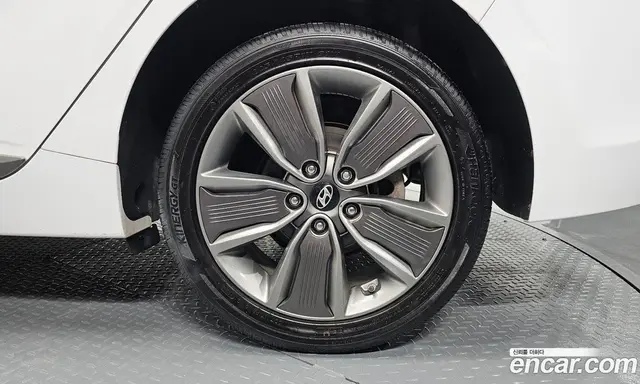 Hyundai Ioniq 2016 1.6 АКПП, миниатюра 6