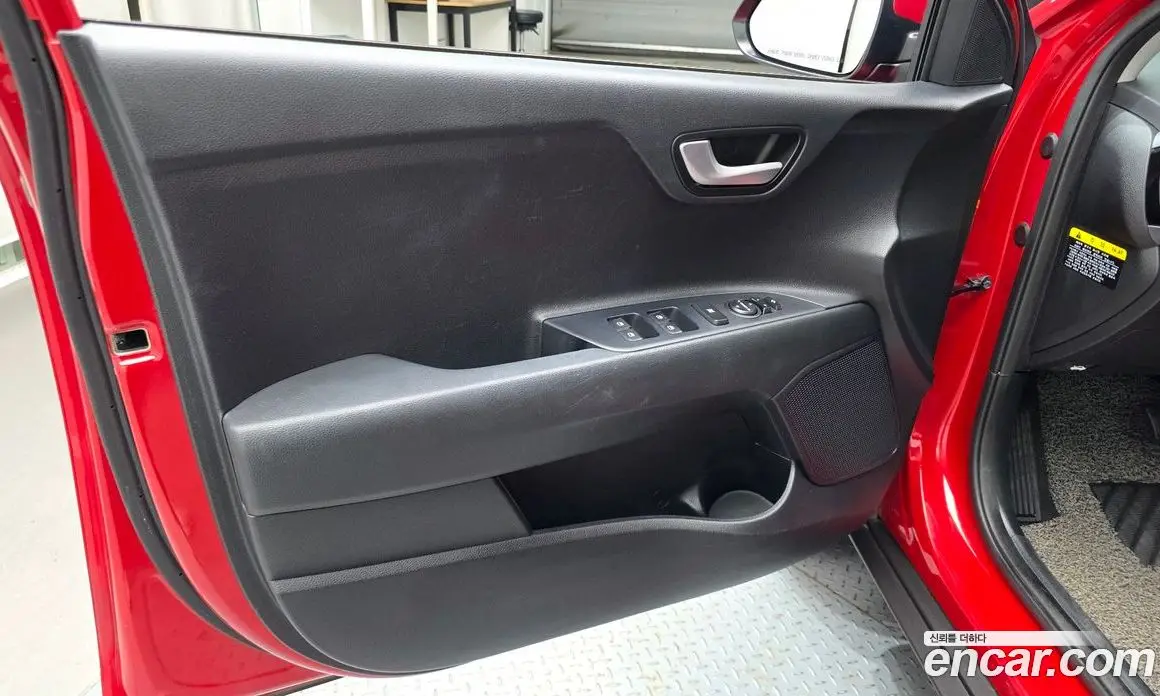 Kia Stonic 2018 1.4 АКПП, фото 14
