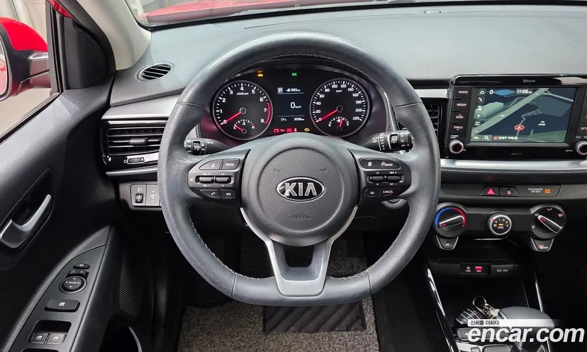 Kia Stonic 2018 1.4 АКПП, фото 19