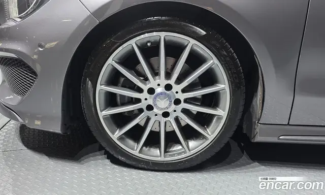 Mercedes-Benz CLA-Class 2015 2.0 АКПП, миниатюра 5 Mercedes-Benz CLA-Class 2015 2.0 АКПП, миниатюра 5