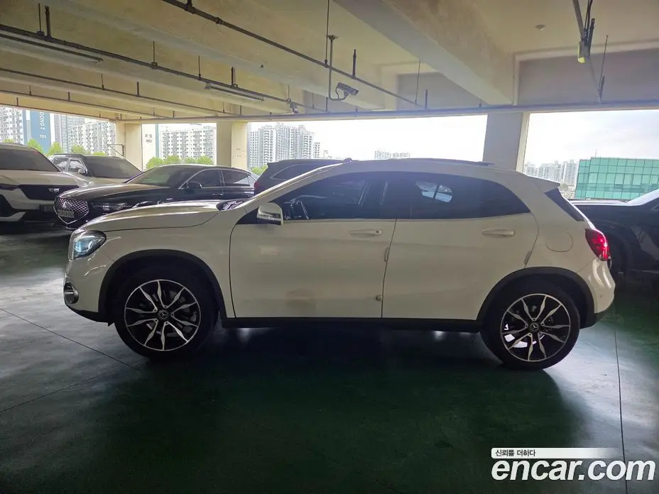 Mercedes-Benz GLA-Class 2018 2.0 АКПП, фото 3
