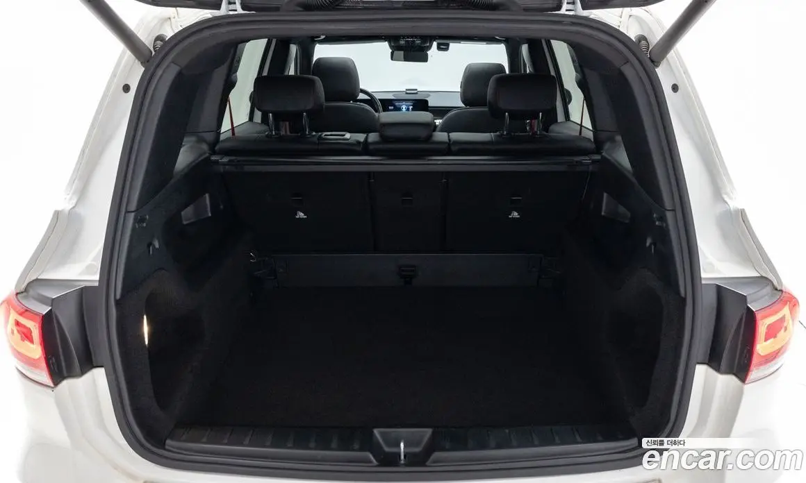 Mercedes-Benz GLB-Class 2021 2.0 АКПП, фото 11