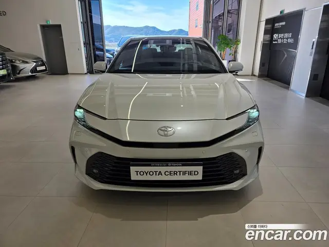Toyota Camry 2025 2.5 вариатор, миниатюра 3