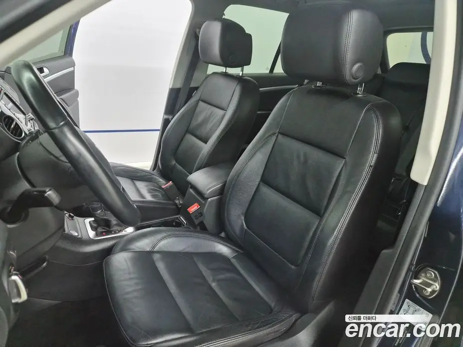 Volkswagen Tiguan 2016 2.0 АКПП, фото 20