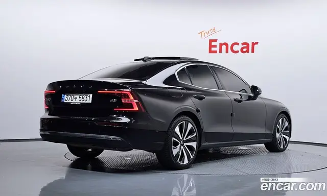 Volvo S60 2022 2.0 АКПП, миниатюра 2