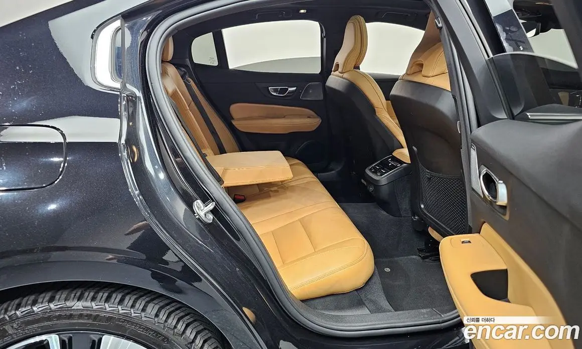 Volvo S60 2022 2.0 АКПП, фото 17
