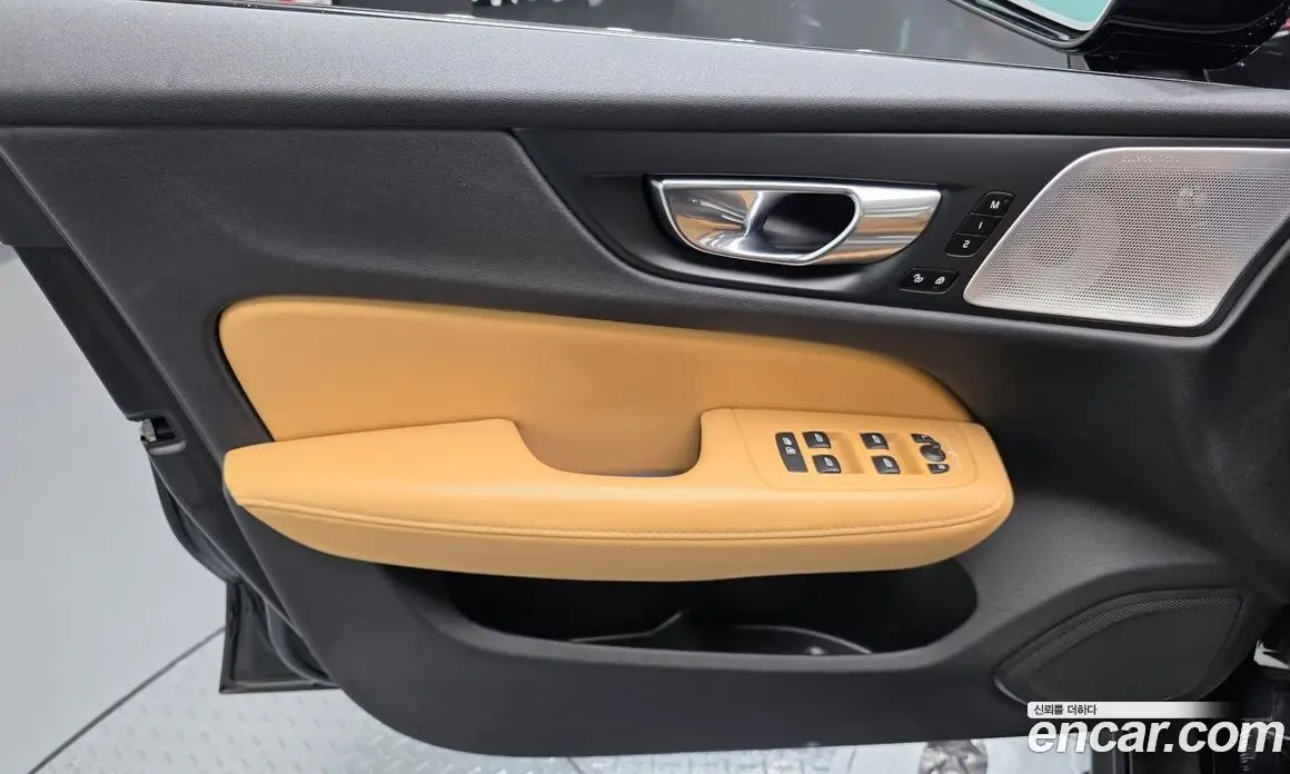 Volvo V60 2021 2.0 АКПП, фото 14