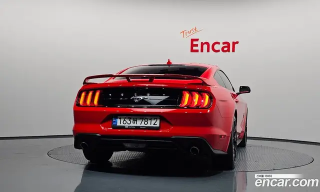 Ford Mustang 2022 2.3 АКПП, миниатюра 3