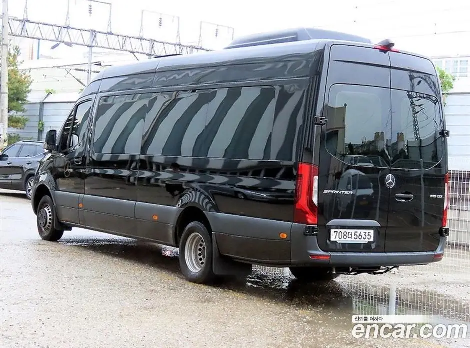 Mercedes-Benz Sprinter 2023 1.9 АКПП, фото 3