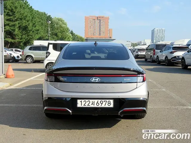 Hyundai Sonata 2024 2.0 АКПП, миниатюра 3 Hyundai Sonata 2024 2.0 АКПП, миниатюра 3