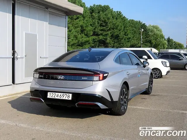 Hyundai Sonata 2024 2.0 АКПП, миниатюра 4 Hyundai Sonata 2024 2.0 АКПП, миниатюра 4