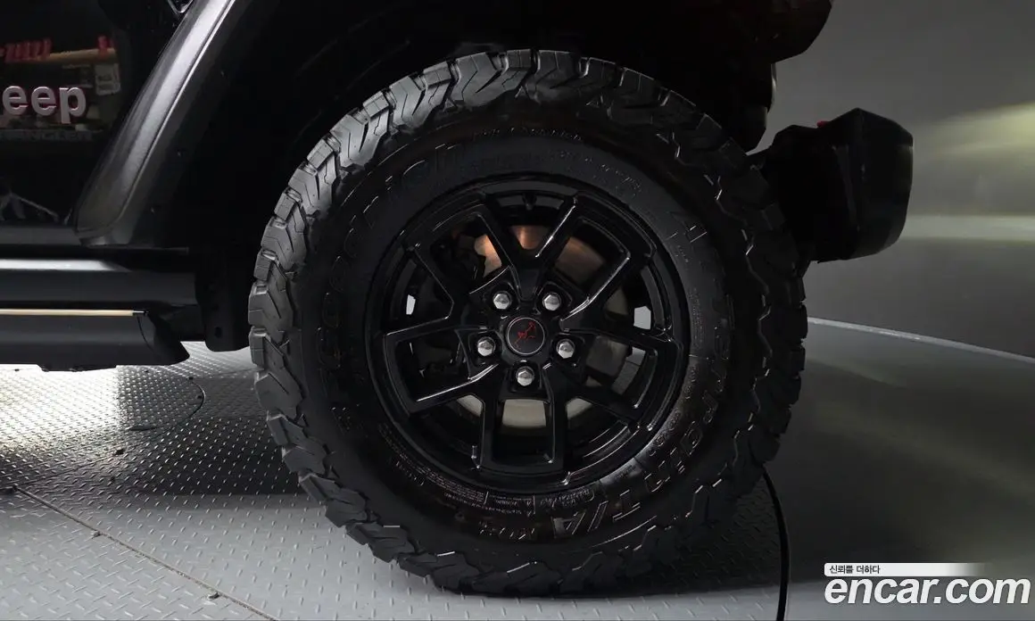 Jeep Wrangler 2024 2.0 АКПП, фото 7
