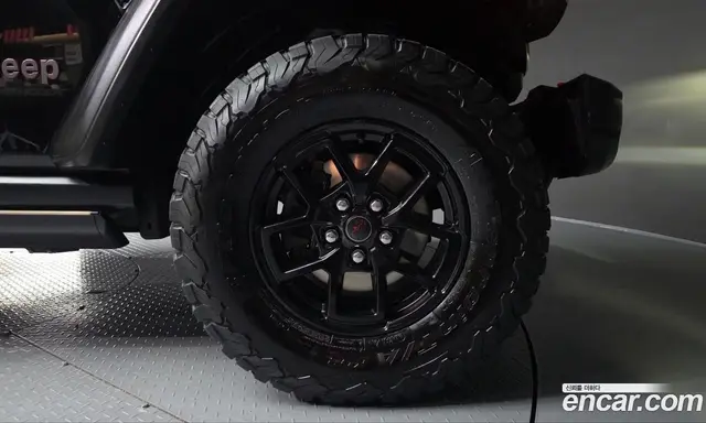 Jeep Wrangler 2024 2.0 АКПП, миниатюра 7