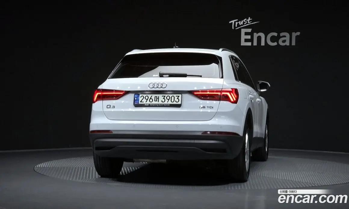 Audi Q3 2020 2.0 АКПП, фото 3