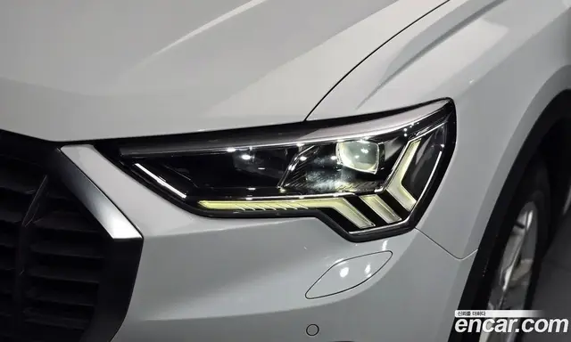 Audi Q3 2020 2.0 АКПП, миниатюра 7