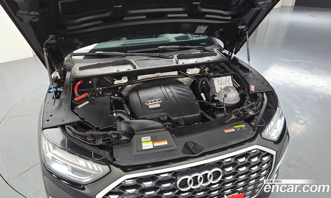 Audi Q5 2023 2.0 АКПП, фото 6