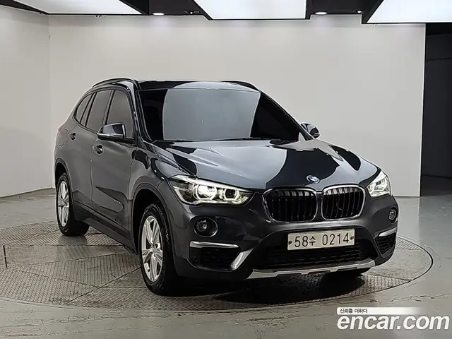 BMW X1 2016 2.0 АКПП, миниатюра 2 BMW X1 2016 2.0 АКПП, миниатюра 2