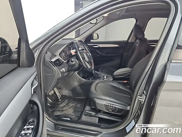 BMW X1 2016 2.0 АКПП, миниатюра 11 BMW X1 2016 2.0 АКПП, миниатюра 11