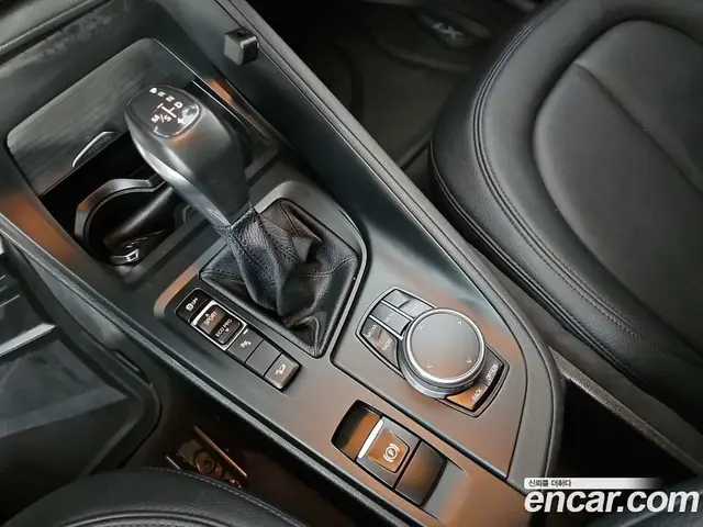 BMW X1 2016 2.0 АКПП, миниатюра 8 BMW X1 2016 2.0 АКПП, миниатюра 8