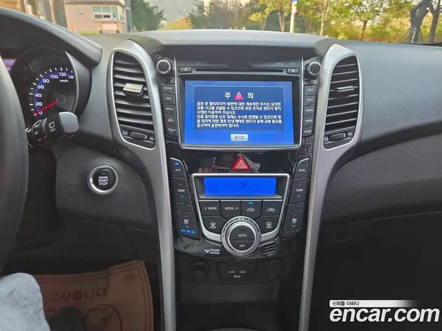 Hyundai i30 2013 1.6 АКПП, миниатюра 12