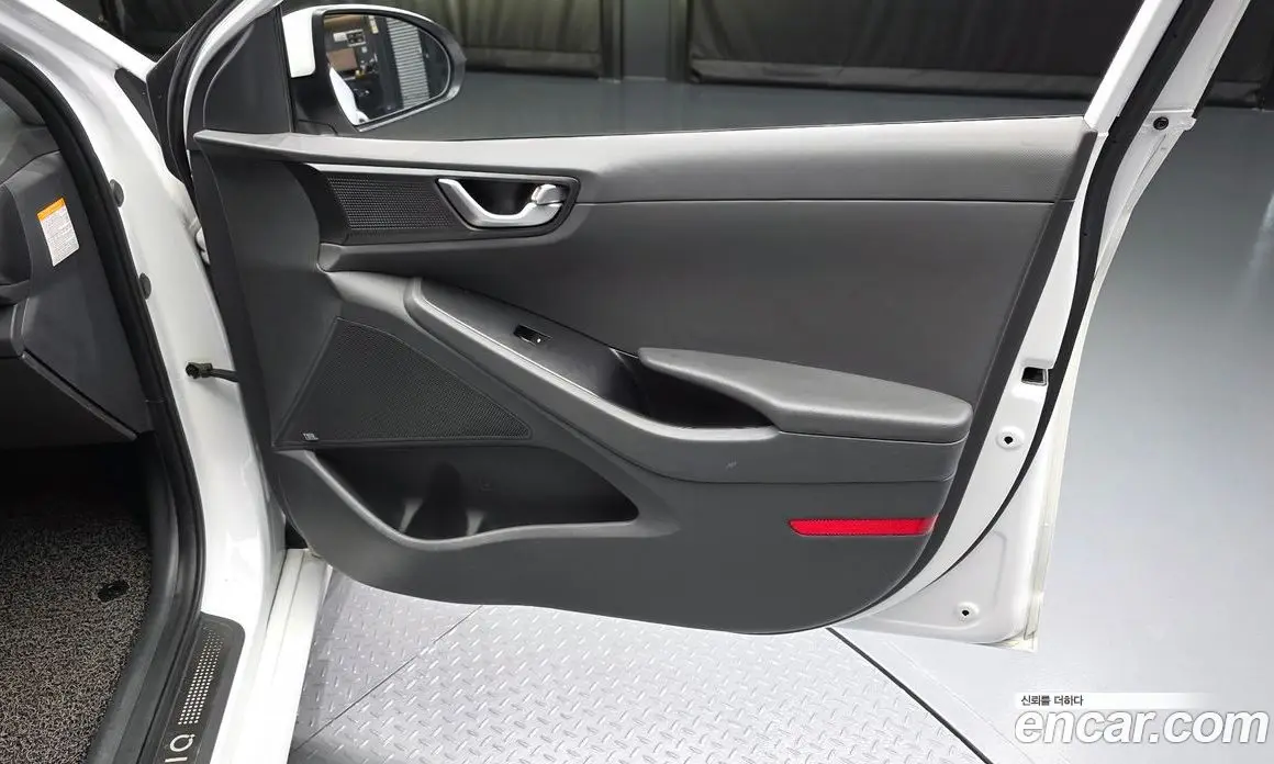 Hyundai Ioniq 2017 АКПП, фото 14