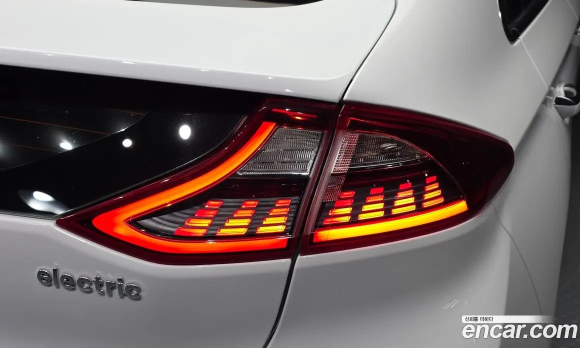 Hyundai Ioniq 2017 АКПП, фото 9