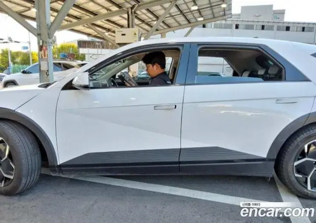 Hyundai Ioniq 5 2023 0.1 АКПП, миниатюра 5