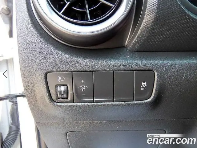 Hyundai Kona 2022 2.0 АКПП, миниатюра 10
