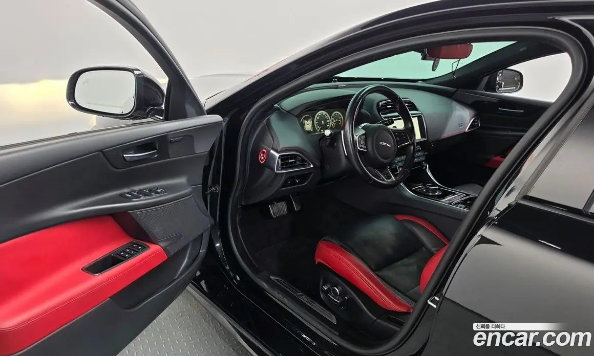 Jaguar XE 2019 3.0 АКПП, фото 13 Jaguar XE 2019 3.0 АКПП, фото 13