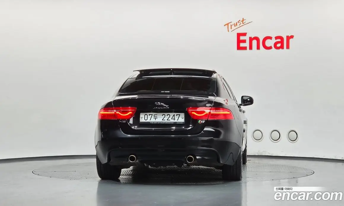 Jaguar XE 2019 3.0 АКПП, фото 4 Jaguar XE 2019 3.0 АКПП, фото 4