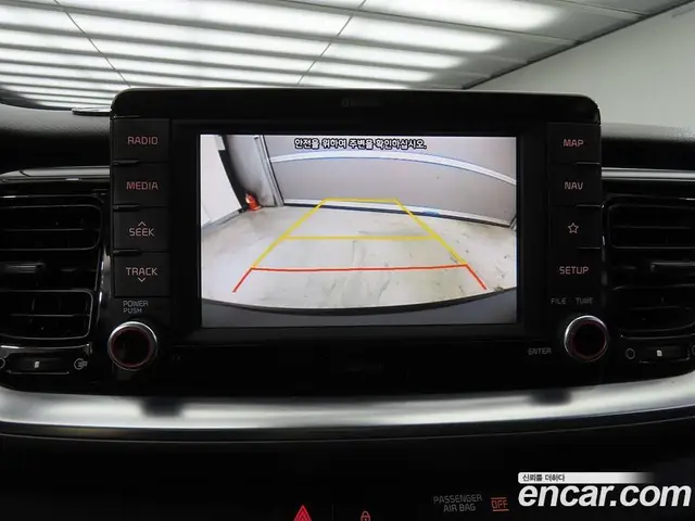Kia Stonic 2017 1.4 АКПП, миниатюра 11