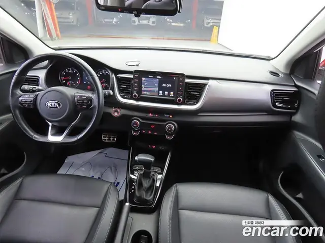 Kia Stonic 2017 1.4 АКПП, миниатюра 5