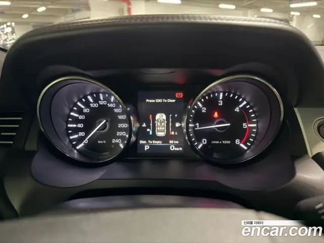 Land Rover Range Rover Evoque 2015 2.2 АКПП, миниатюра 9 Land Rover Range Rover Evoque 2015 2.2 АКПП, миниатюра 9