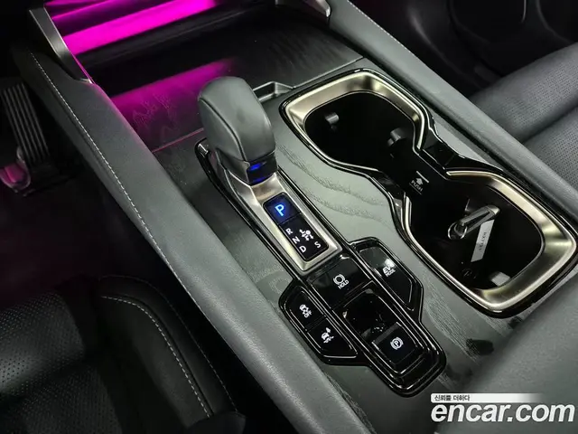 Lexus RX 2025 2.5 вариатор, миниатюра 10 Lexus RX 2025 2.5 вариатор, миниатюра 10