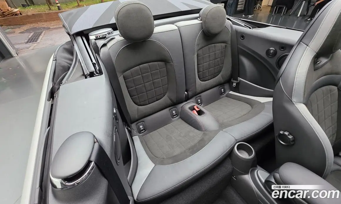 Mini Cooper Convertible 2023 2.0 АКПП, фото 16